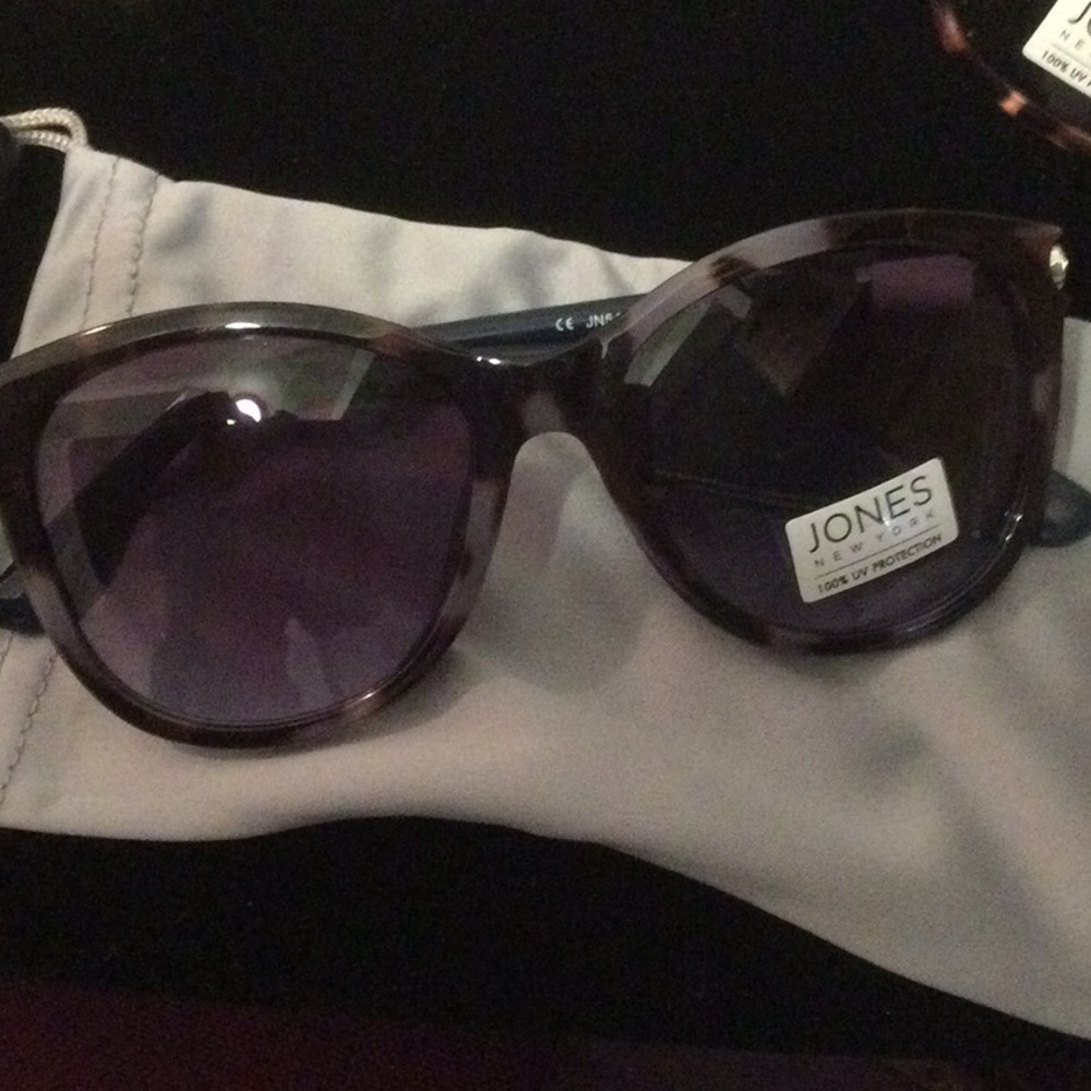 ❤️PRETTY SUNGLASSES❤️ - Picture 6 of 11